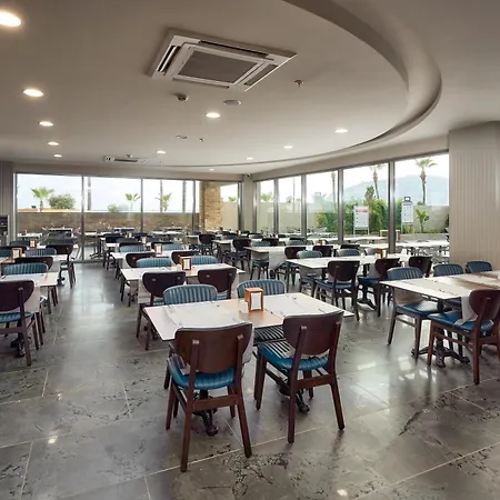 Elysee Rive 酒店 4*