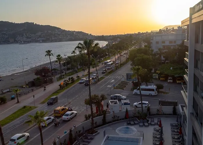 酒店 Elysee Rive 阿拉尼亚